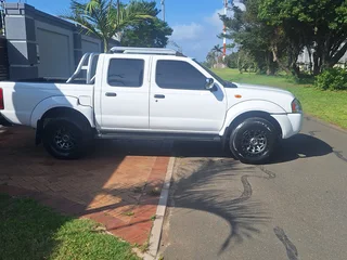 2017 Nissan NP300 Hardbody petrol