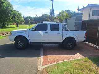 2017 Nissan NP300 Hardbody petrol