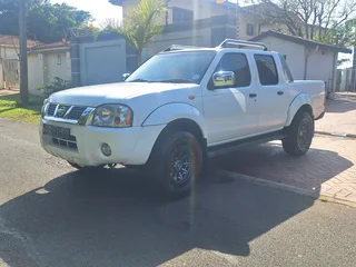 2017 Nissan NP300 Hardbody petrol