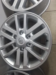 Toyota Hilux Legend 45 Rims Original