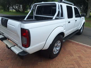 2017 Nissan Hardbody Double Cab