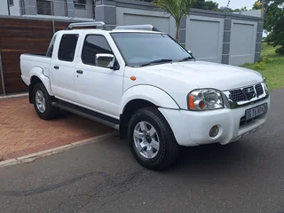 2017 Nissan Hardbody Double Cab