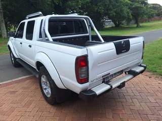 2017 Nissan Hardbody Double Cab