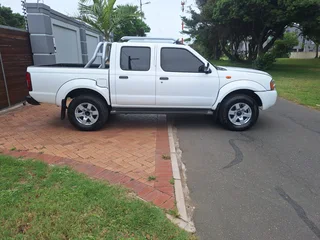 2017 Nissan Hardbody Double Cab