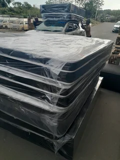 HIGH-QUALITY FURNITURE