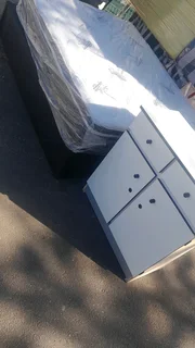 HIGH-QUALITY FURNITURE