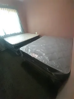 HIGH-QUALITY BEDS