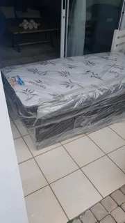 HIGH-QUALITY BEDS