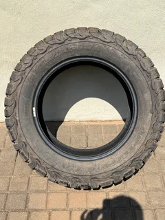 BF Goodrich 265/60/R18 KO2 tyre