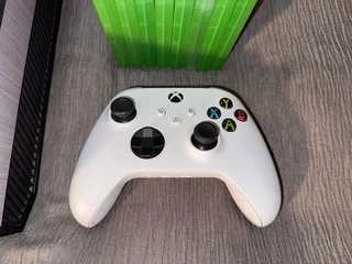 Customised Xbox One 500GB Gaming Console w/ Series Controller, Games &amp; Original Packaging