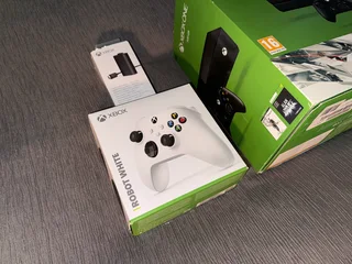 Customised Xbox One 500GB Gaming Console w/ Series Controller, Games &amp; Original Packaging