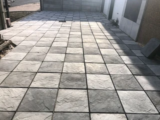 Rockface concrete Paving slabs on Sale.
