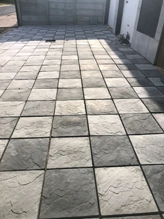 Non slip paving slabs size 400 x 400 On Sale