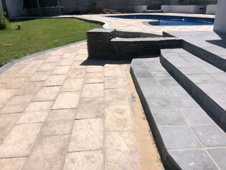 Non slip paving slabs size 400 x 400 On Sale