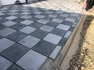 Rockface Concrete Paving slabs on Sale