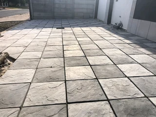 Paving slabs for Sale. Rockface pavers all sizes