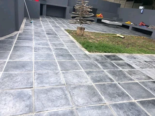 Pavers On Sale. Rockface paving Slabs.