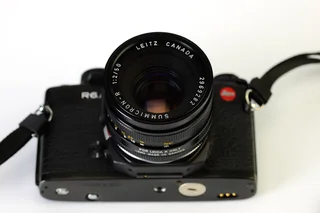 Leica R6.2 Black body 35mm Film Camera Body Only LENS OPTIONAL