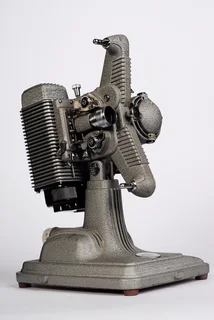 Revere Model 85 8mm Movie Projector with Hard Case