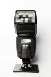 Metz 58 Af-1 Electronic Flash For Leica and Pentax