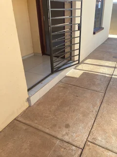 Spacious Room to rent. Protea Glen Ext 27. R2550.