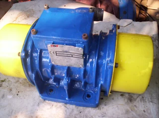 Vibrating Motors x Two