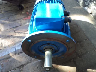 7.5 KW 8 Pole 525 Volt Electric Motor.