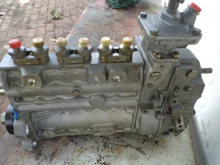 Deutz 6 Cylinder Injection Pump.