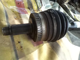 Land Rover V8 Drive and Cam Shafts