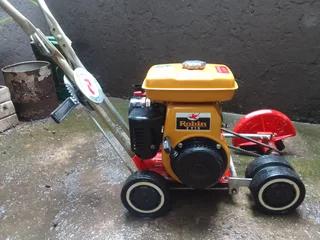 Robin Petrol Lawn Trimmer