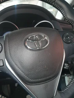 Airbags and dashboard