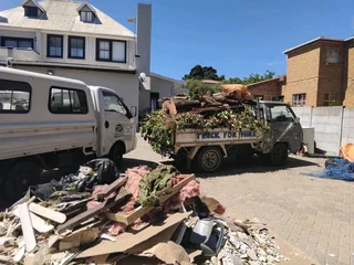 QUICK RESPOND GARDEN REFUSE REMOVAL *YARD CLEANING SERVICES* TREE FELLING *PLOT CLEANING