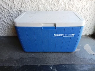 Coleman cooler box