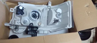 Toyota Quantum Right Headlight