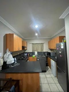 Well maintained two bedroom Apartment for sale on Lancelot Terrace, Fichart  street, Dormhels drift