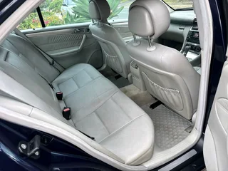 MERCEDES-BENZ C180 2007 MODEL AUTO FOR SALE R59000