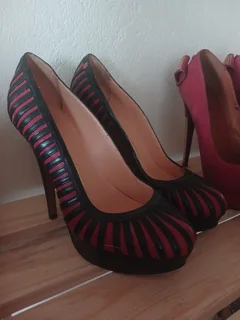 Second hand heels 1