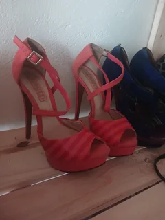 Second hand heels 1