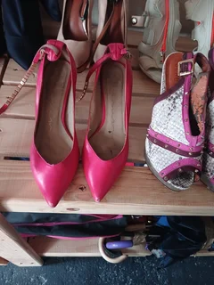 Second hand shoes 3