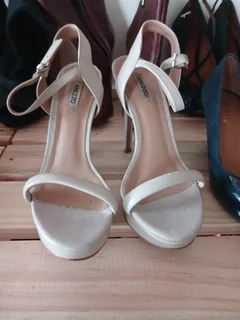 Second hand shoes 5