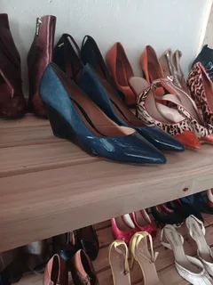 Second hand shoes 7