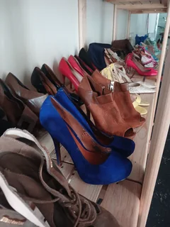 Second hand shoes 7