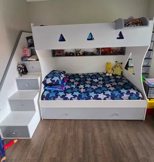 Kids bunk bed