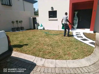 Grass supply and installation
