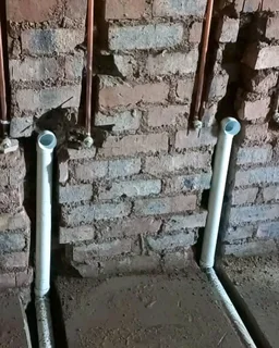 Leaking Pipes call Terrence Plumber