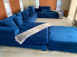 Large Ushape Design Couches Classic Design