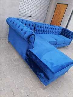 3 SEATER LSHAPE CHESTERFIELD DESIGN COUCHES