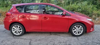 2014 toyota Auris 1.6 Xi R110,000 Negotiable