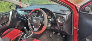 2014 toyota Auris 1.6 Xi R110,000 Negotiable