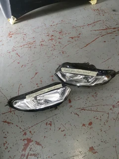 Ford Eco-sport Headlight